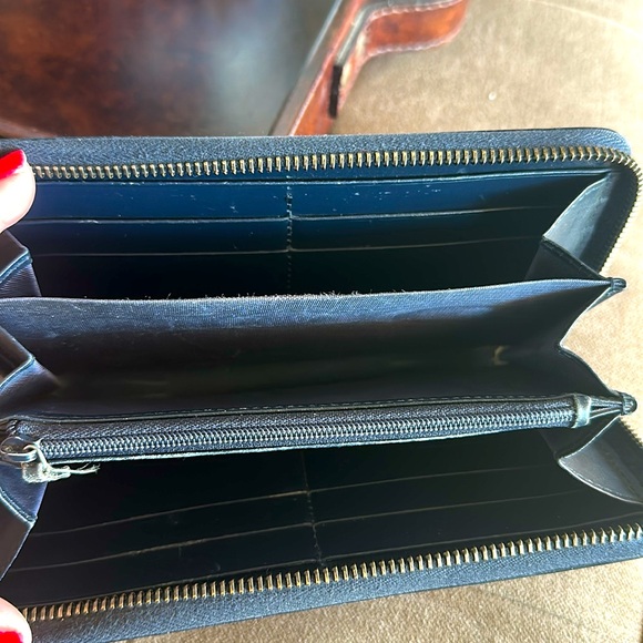 Gucci Guccissima Navy Wallet - Picture 2 of 7